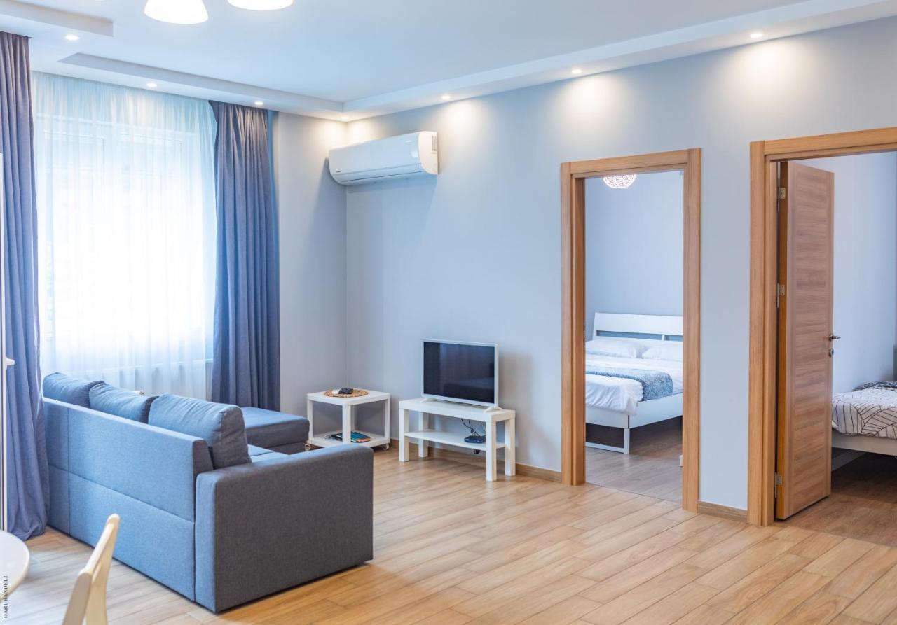 Apartment By The Sheraton Batoemi Buitenkant foto